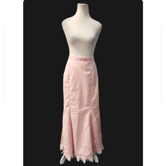 Vintage Mermaid Pink Cotton Maxi Skirt with Embroidered Flowers - Picture 5 of 8